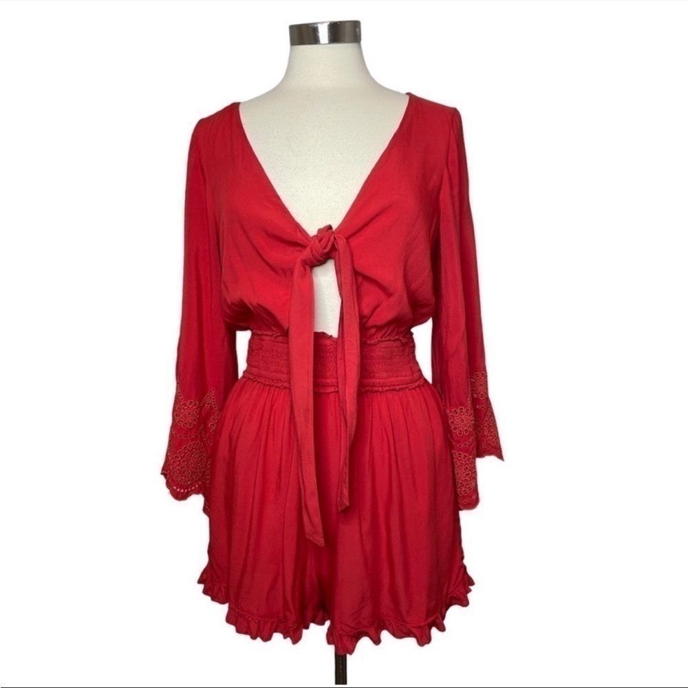AMERICAN EAGLE Red Bell Sleeve Tie Front Romper size M - Picture 2 of 10